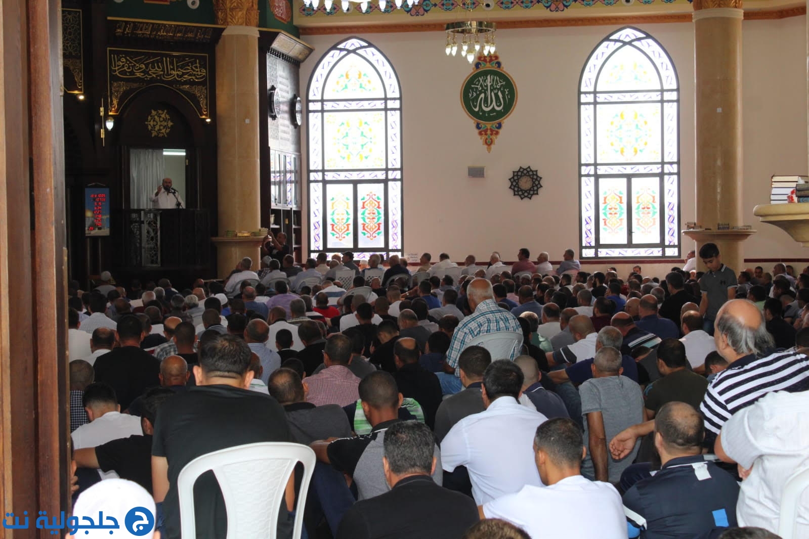 اقامة صلاة الجمعة موحدة في مسجد الروضة في جلجولية 